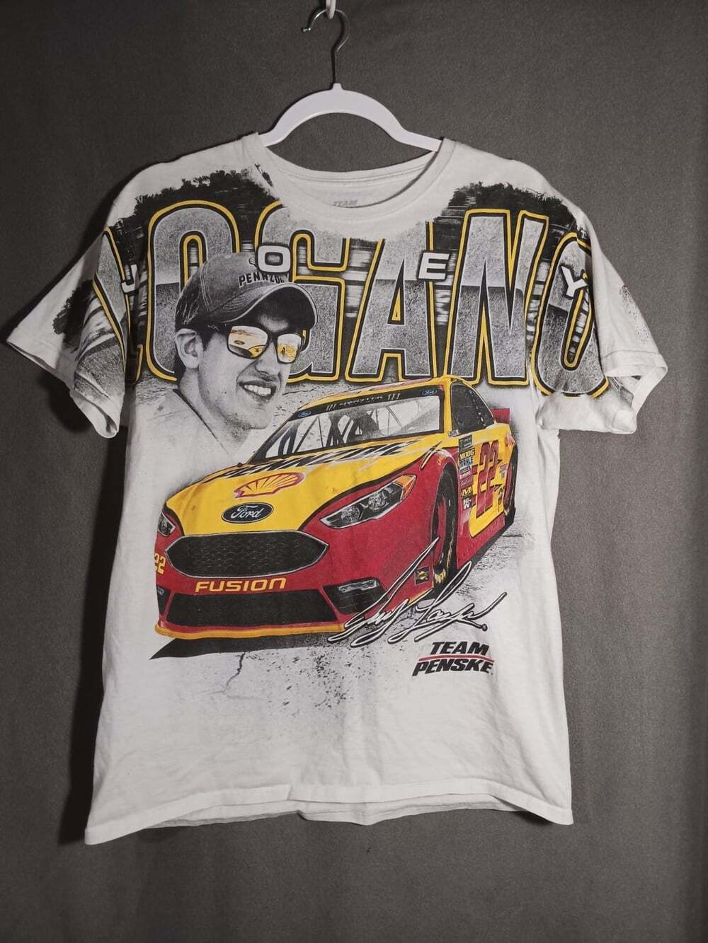 Joey Logano NASCAR #22 Total Print Graphic T‑Shirt 2018 White Men’s Medium